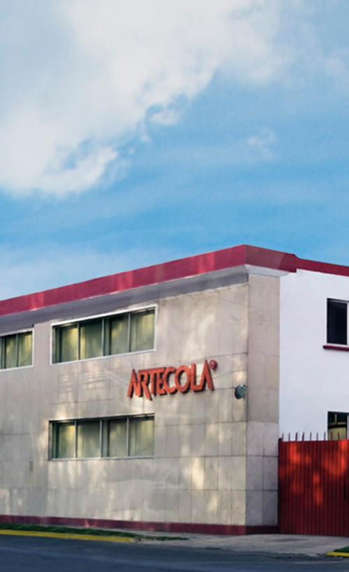 fachada-artecola1-500x820-1.jpg